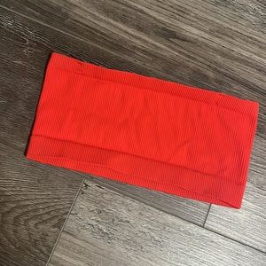 🎁 Free with bundle❣️ Urban outfitter tube top S